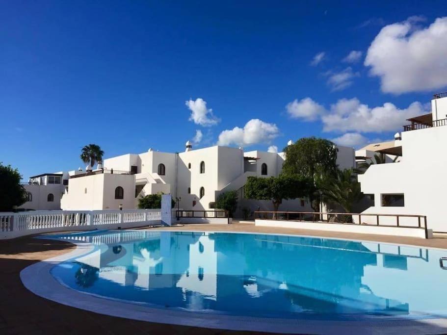 Apto. Vacacional “El Balcon De Las 4 Lunas” Costa Teguise Eksteriør bilde